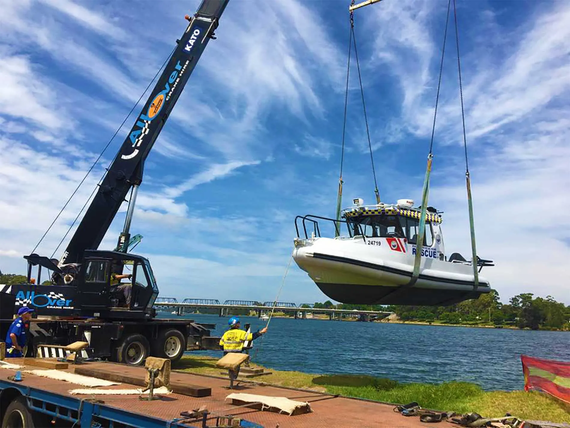 Crane hire in Wollongong